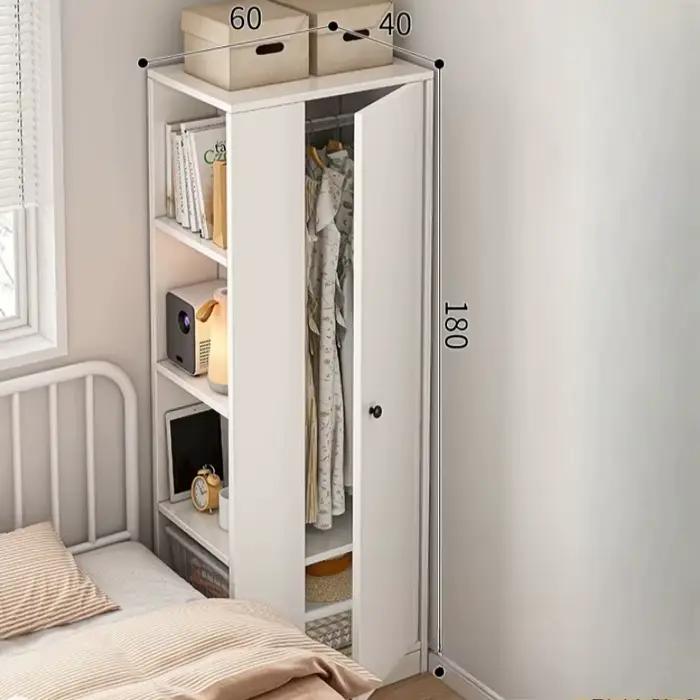 Armoire étroite de style rétro
