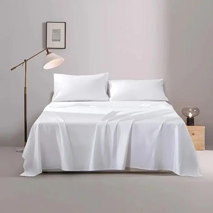 Un drap de lit simple (sans taie d'oreiller ou noyau)