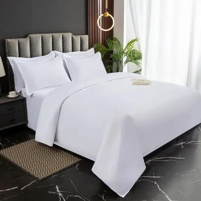 Nouveau 140g sergé épaissi hôtel quatre pièces