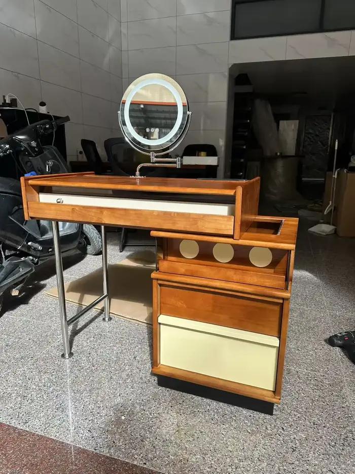Coiffeuse de chambre de style farmhouse en bois avec tiroirs de rangement dissimulés, gain de place, meuble de beauté pour la maison