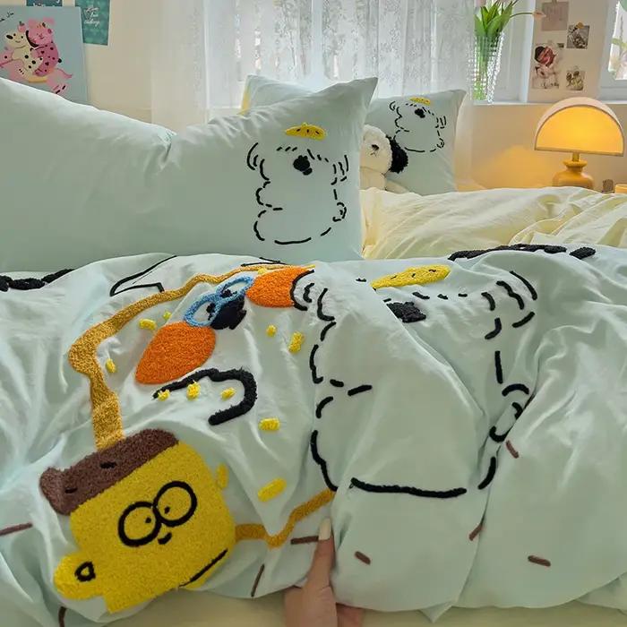 Parure de lit brodée d'animaux de dessin animé
