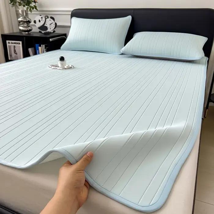 Ensemble de matelas de luxe rayé matelassé de haute qualité avec taie d'oreiller