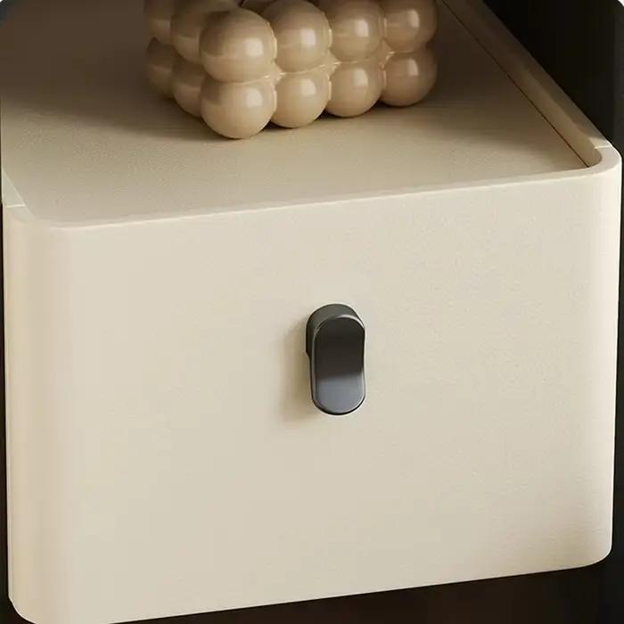 Table de nuit pour petits espaces