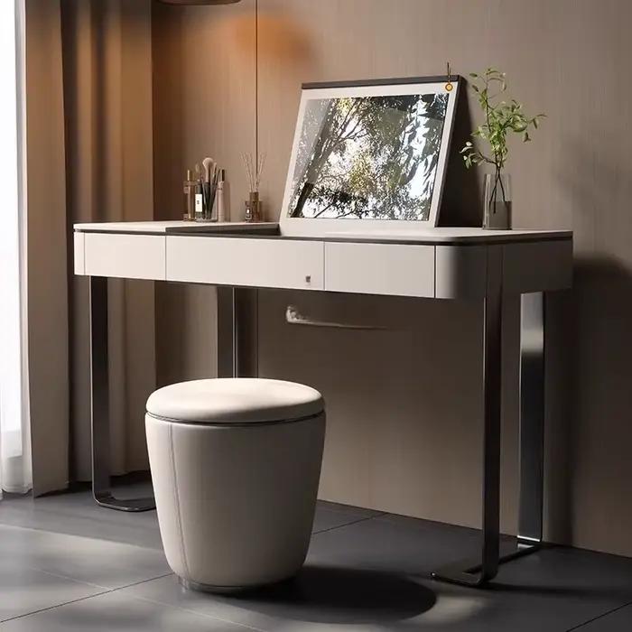 Coiffeuse compacte avec miroir et tiroirs