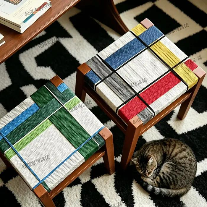 MOMO Tabouret empilable pour meubles de niche
