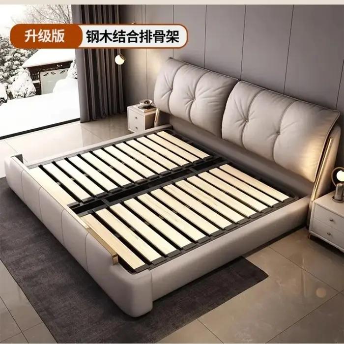 Lit plateforme King Size en cuir capitonné avec rangement