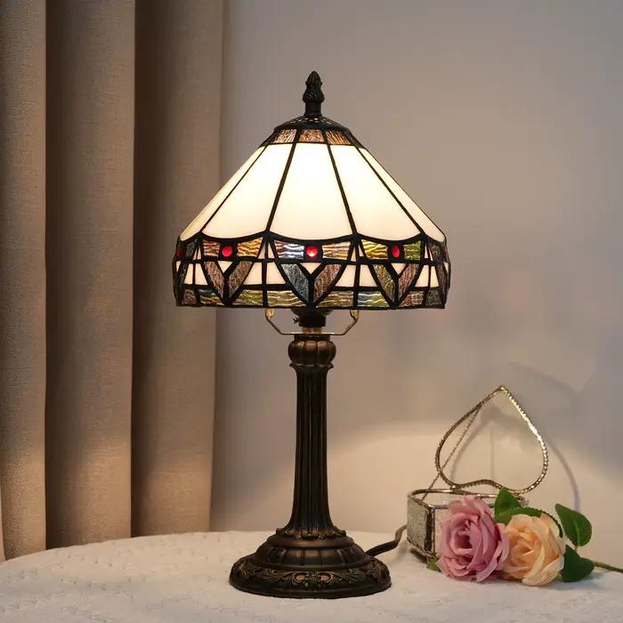Lampe de table en verre teinté style Tiffany, petite lampe de chevet antique de 8 pouces, pour table de nuit, chambre à coucher, salon, bureau à domicile