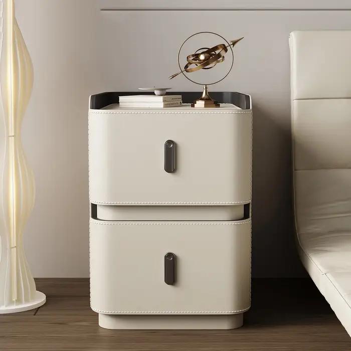 Petites tables de chevet modernes