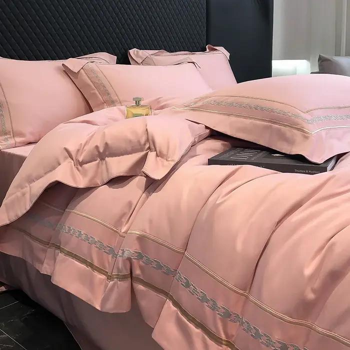 Ensemble quatre pièces en coton à fibres longues des années 200