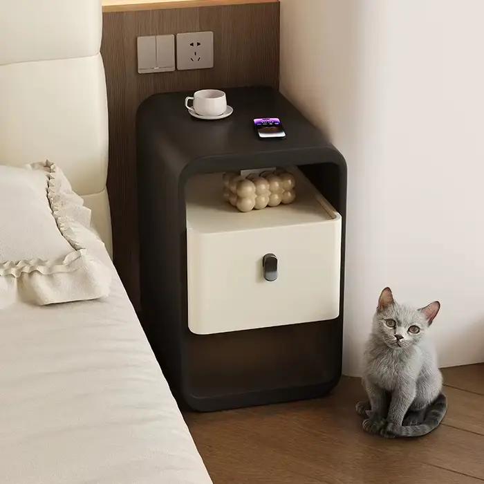 Table de nuit pour petits espaces