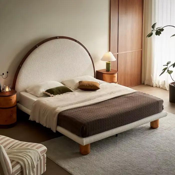 Ensemble de meubles de chambre à coucher de luxe, unique, nordique, futuriste, moderne, en bois, comprenant lits, canapé et lits superposés pour l'accueil des invités