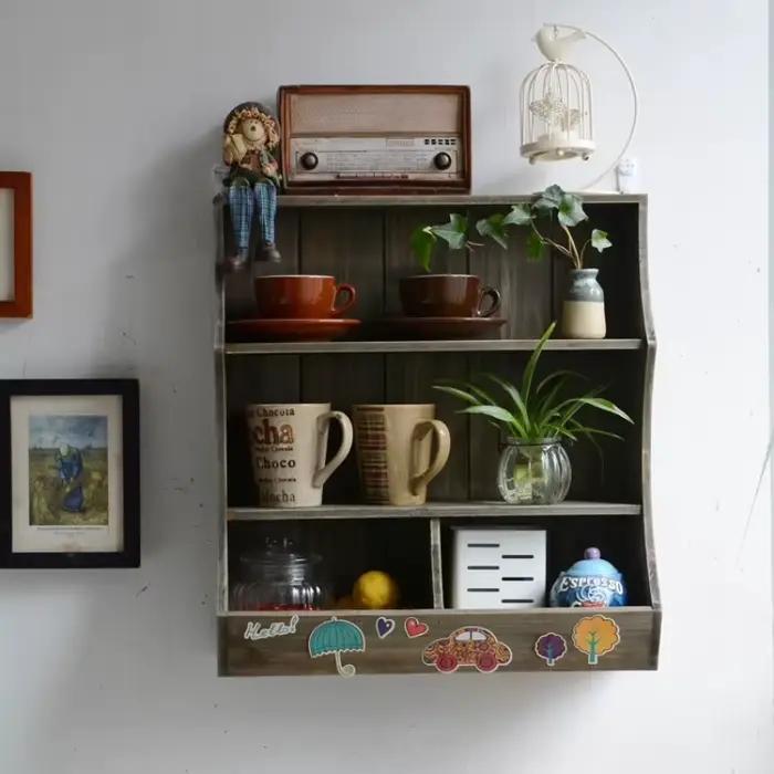 Armoire de rangement montée sur étagère murale en bois massif