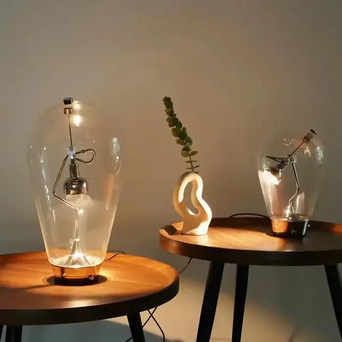 Lampe de bureau en verre industriel vintage