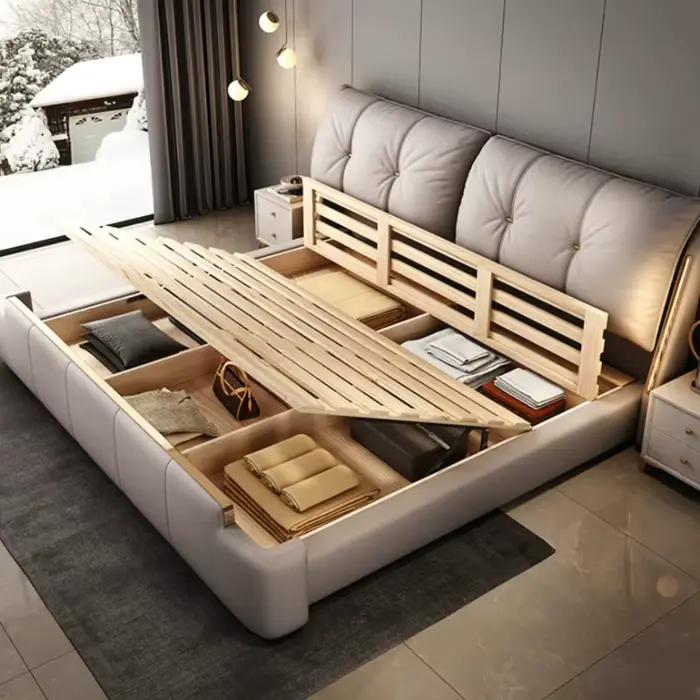 Lit plateforme King Size en cuir capitonné avec rangement