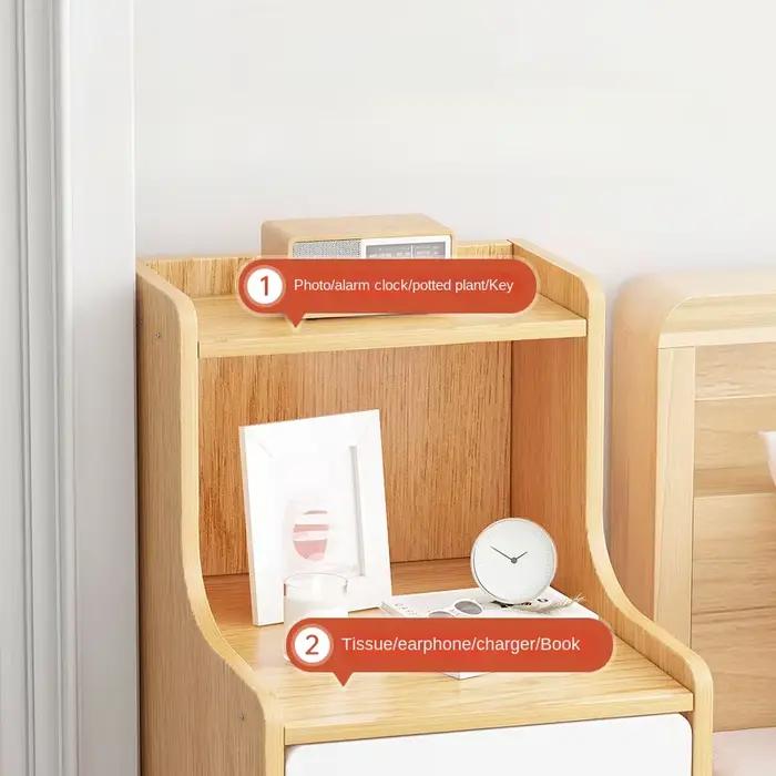 Mini Table de chevet en bois