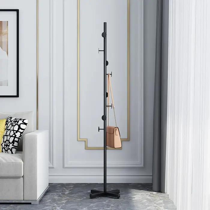 Cintre sur pied moderne pour chambre à coucher
