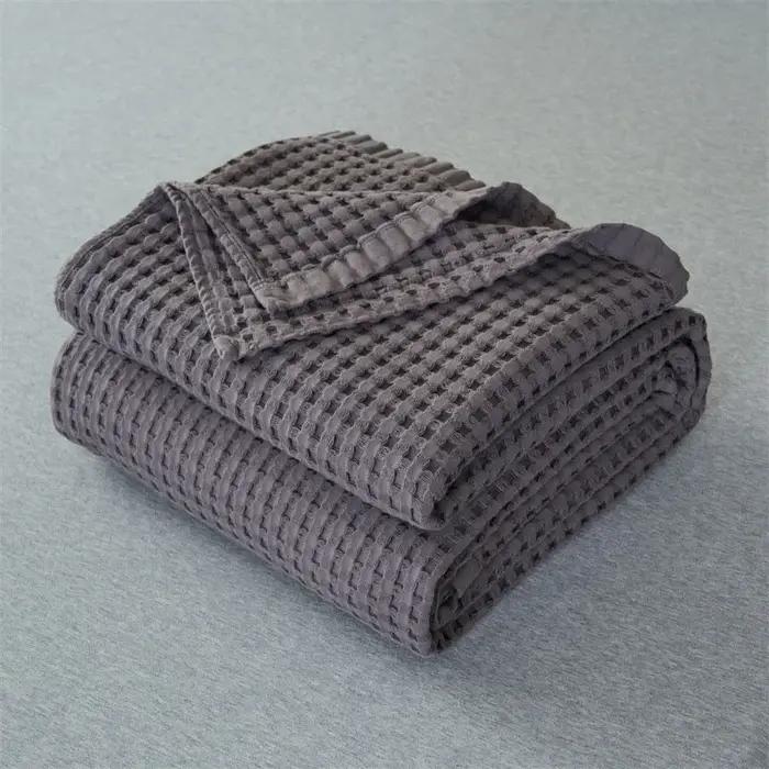 Couverture en coton gaufré à carreaux pour lit simple