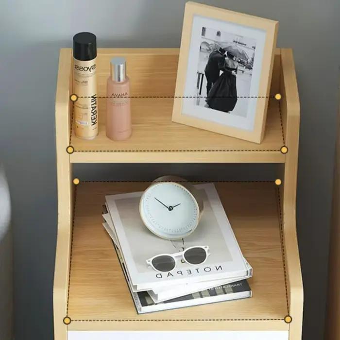 Mini Table de chevet en bois