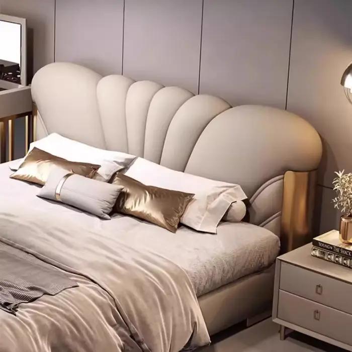 Lit de chambre en cuir Nappa avec dossier souple