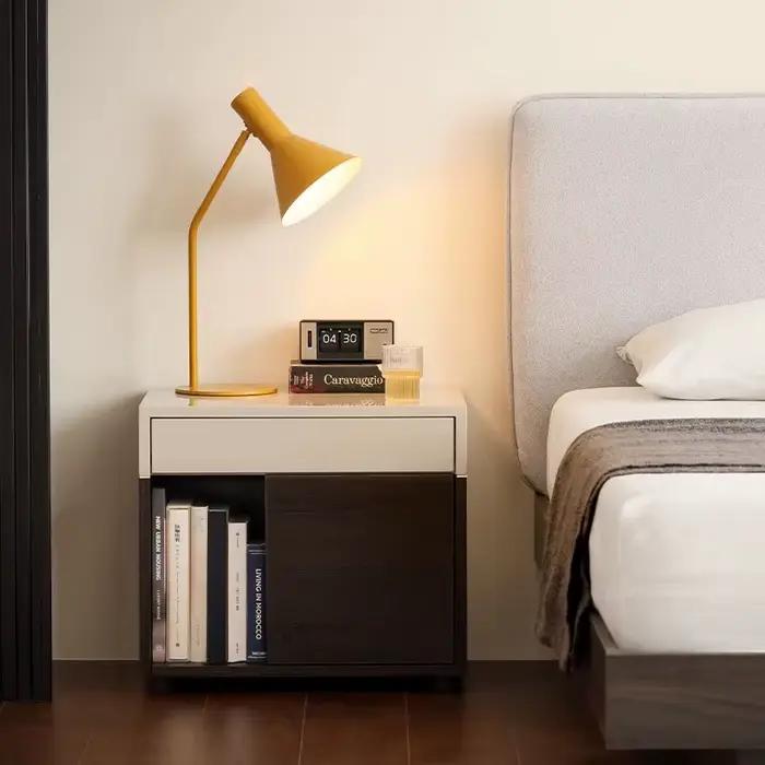 Table De chevet nordique moderne et minimaliste