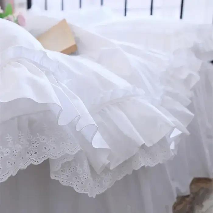 Housse de couette romantique en dentelle à volants