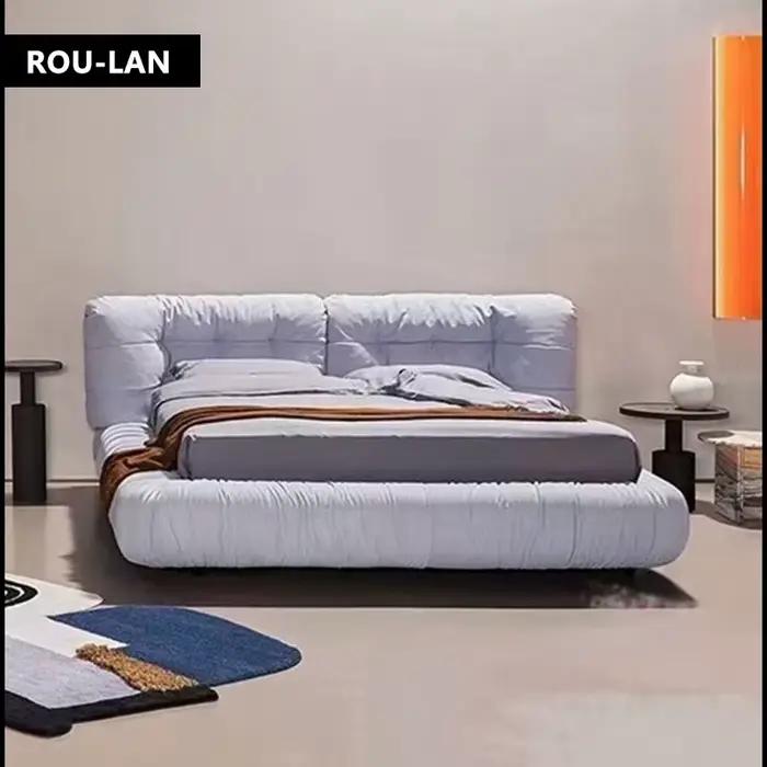 Lit en tissu nuage minimaliste moderne